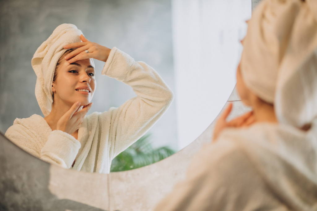 woman-home-applying-cream-mask (1).jpg
