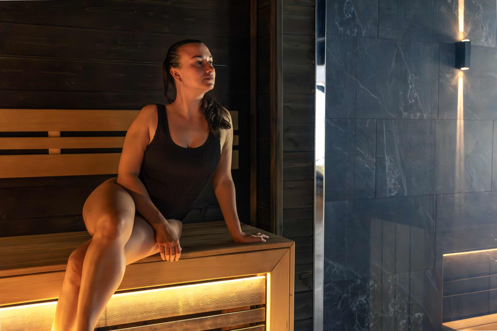 woman-sauna-bench-looking-light-spa-lifestyle-wellness-pause (1).jpg woman-sauna-bench-looking-light-spa-lifestyle-wellness-pause (1).jpg